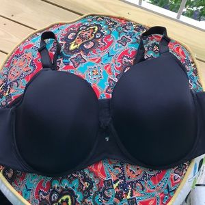 Torrid 42DD Back Smoothing Bra